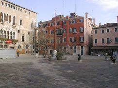Negozio/Locale commerciale in Commerciale