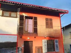 Casa Bi/Trifamiliare in Residenziale