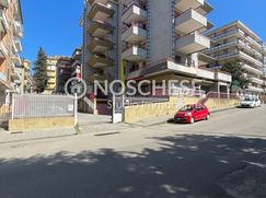 Box/posto auto in Residenziale