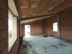 Casa Bi/Trifamiliare in Residenziale