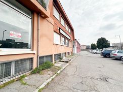 Negozio/Locale commerciale in Commerciale
