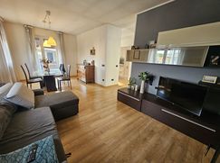 Casa Bi/Trifamiliare in Residenziale