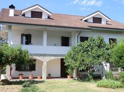 Casa Bi/Trifamiliare in Residenziale