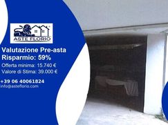 Box/posto auto in Residenziale