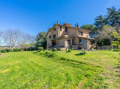 Villa in Residenziale