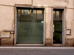 Negozio/Locale commerciale in Commerciale