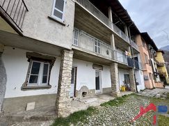 Casa Bi/Trifamiliare in Residenziale