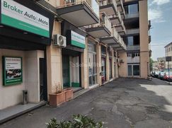 Negozio/Locale commerciale in Commerciale