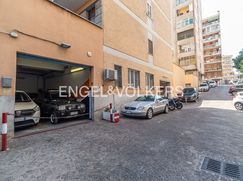 Negozio/Locale commerciale in Commerciale