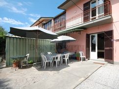 Casa Bi/Trifamiliare in Residenziale