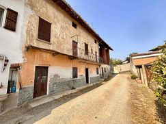 Casa Bi/Trifamiliare in Residenziale