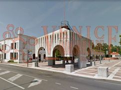 Negozio/Locale commerciale in Commerciale