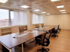 Ufficio in Commerciale