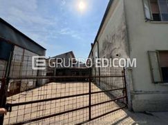 Edificio in Residenziale