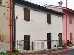 Casa Bi/Trifamiliare in Residenziale