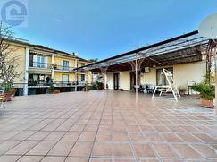 Casa Bi/Trifamiliare in Residenziale