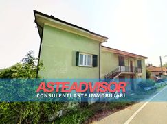 Casa Bi/Trifamiliare in Residenziale