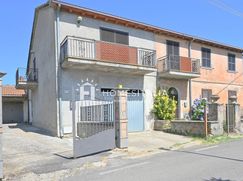 Casa Bi/Trifamiliare in Residenziale