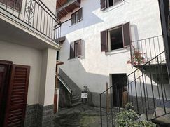 Casa Bi/Trifamiliare in Residenziale