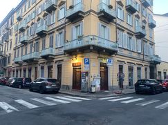 Attività/Licenza (con o senza mura) in Commerciale
