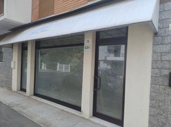 Negozio/Locale commerciale in Commerciale