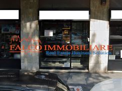 Negozio/Locale commerciale in Commerciale