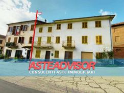 Casa Bi/Trifamiliare in Residenziale