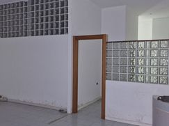 Negozio/Locale commerciale in Commerciale