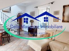 Casa Bi/Trifamiliare in Residenziale
