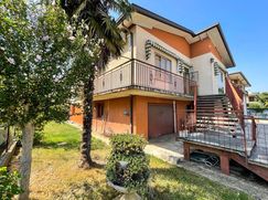 Casa indipendente in Residenziale