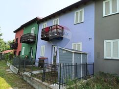 Casa Bi/Trifamiliare in Residenziale