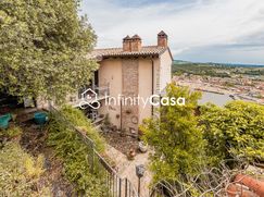 Rustico/Casale in Residenziale
