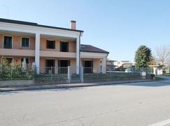 Villetta a schiera in Residenziale
