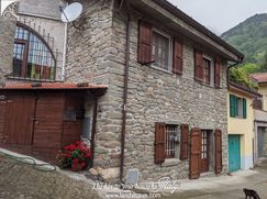 Casa Bi/Trifamiliare in Residenziale