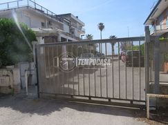 Box/posto auto in Residenziale