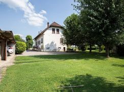 Casa Bi/Trifamiliare in Residenziale