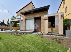 Casa Bi/Trifamiliare in Residenziale