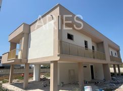 Casa Bi/Trifamiliare in Residenziale