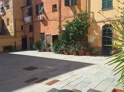 Negozio/Locale commerciale in Commerciale