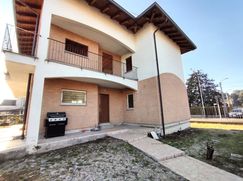 Casa Bi/Trifamiliare in Residenziale