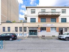 Capannone in Commerciale