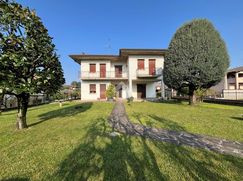 Villa in Residenziale