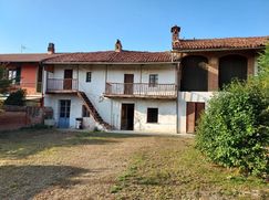Casa Bi/Trifamiliare in Residenziale