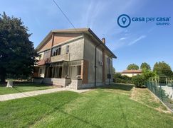 Casa Bi/Trifamiliare in Residenziale