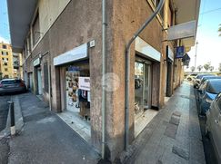 Negozio/Locale commerciale in Commerciale