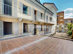 Casa Bi/Trifamiliare in Residenziale