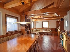 Casa Bi/Trifamiliare in Residenziale