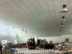 Capannone in Commerciale