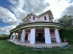 Villa in Residenziale