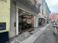 Negozio/Locale commerciale in Commerciale